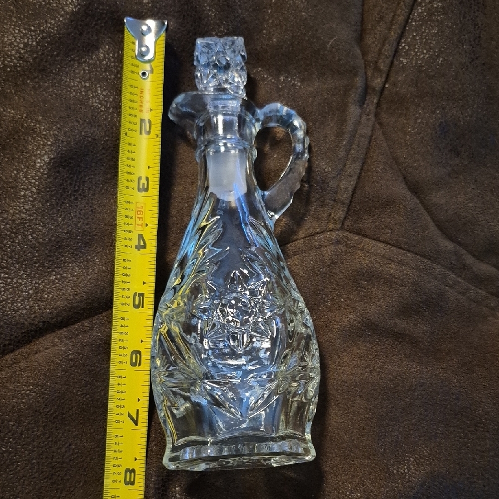 Anchor Hocking Vintage Crystal Glass with Stopper. - Picture 7 of 8